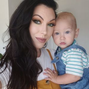 Meet your Posher, Cassi